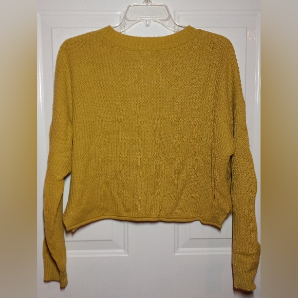 Yellow Sweater - Picture 2 of 2